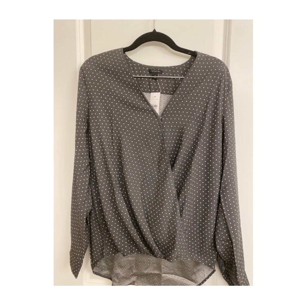 Brand New Ann Taylor Bubble Hem Wrap Blouse Sz M